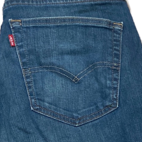 Levi's 559 Relaxed Straight Fit Jeans - Picture 9 of 14